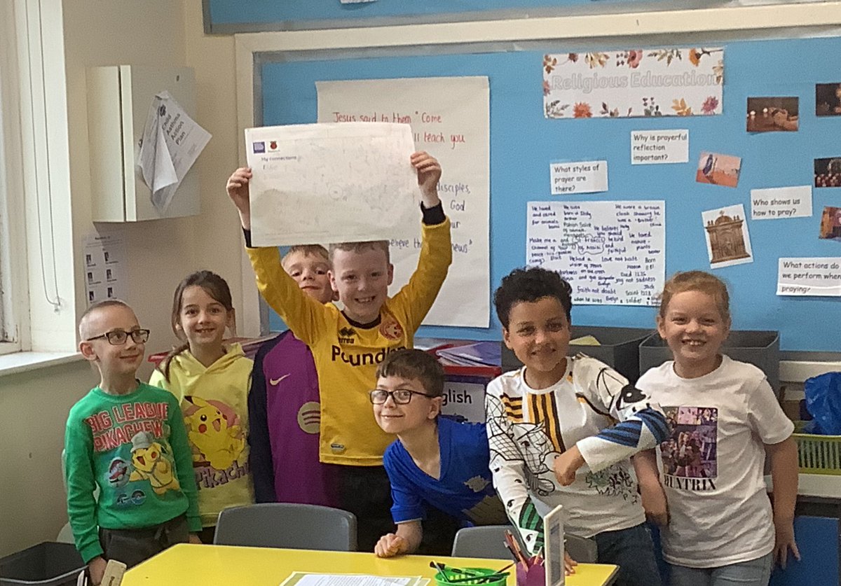LittleStFrancis's tweet image. In #computing Year 3 listed connections they have. They then learned how connections can combine to make up a network.