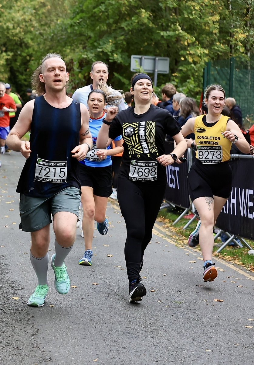 💥 Another race day Sunday. The home borough run to celebrate 12 years in the North West. #trafford10k, sub-50 and course PB by over 2 minutes. Chip time: 49:48. Aced it! 💪🏃‍♀️🥇#runnorthwest
