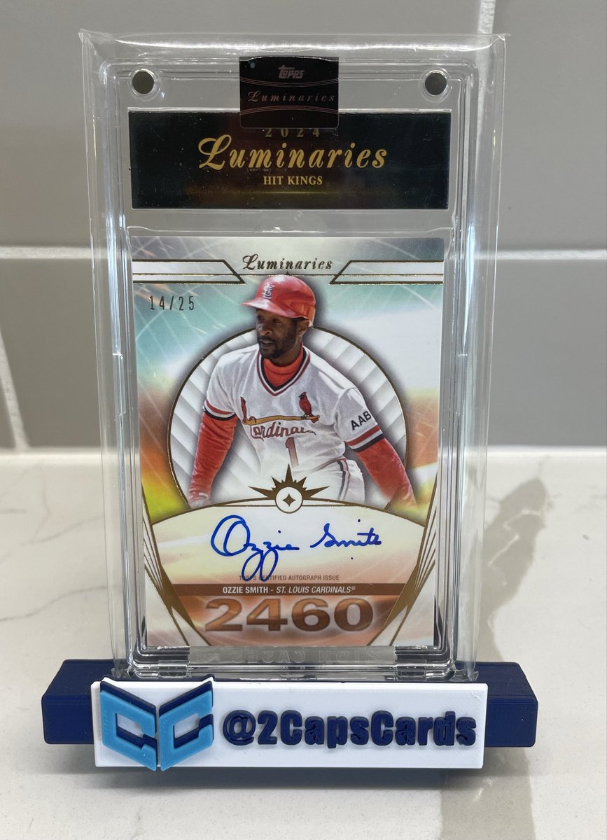 Ozzie “Wizard” Smith Luminaries Auto #/25

Asking $105 shipped