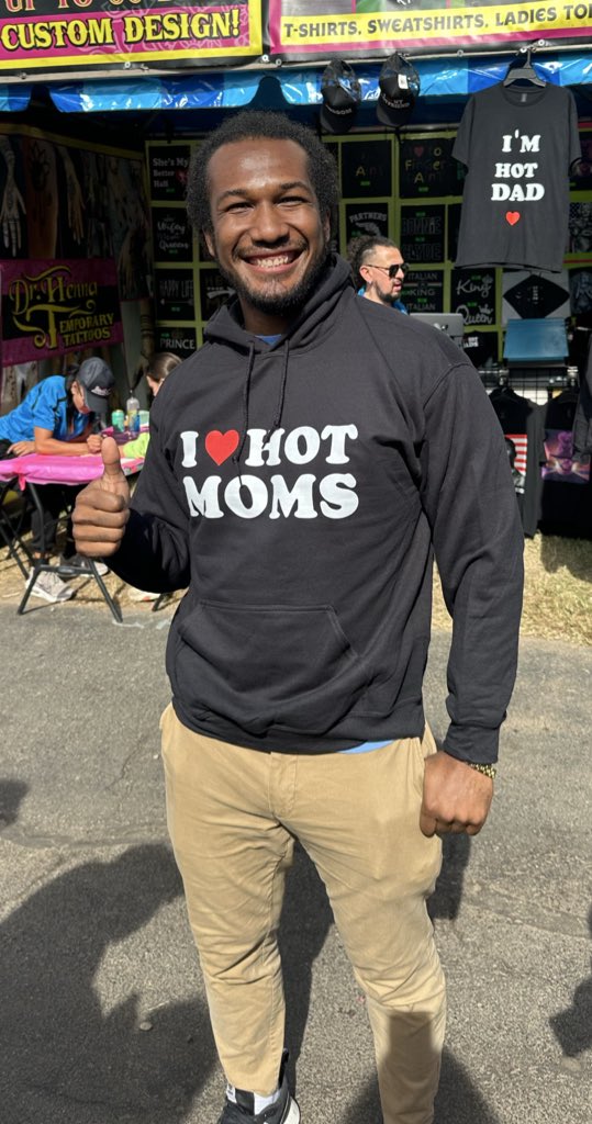 Representing the milf lover nation for <a href="/Lapriz_/">ONi | LAPRIZ</a>