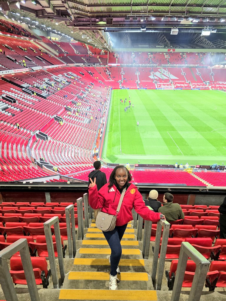 AQtee's tweet image. Thank you Manchester United for beating Liverpool at Anfield. Means everything. #LIVMUN #Mufc #GGMU