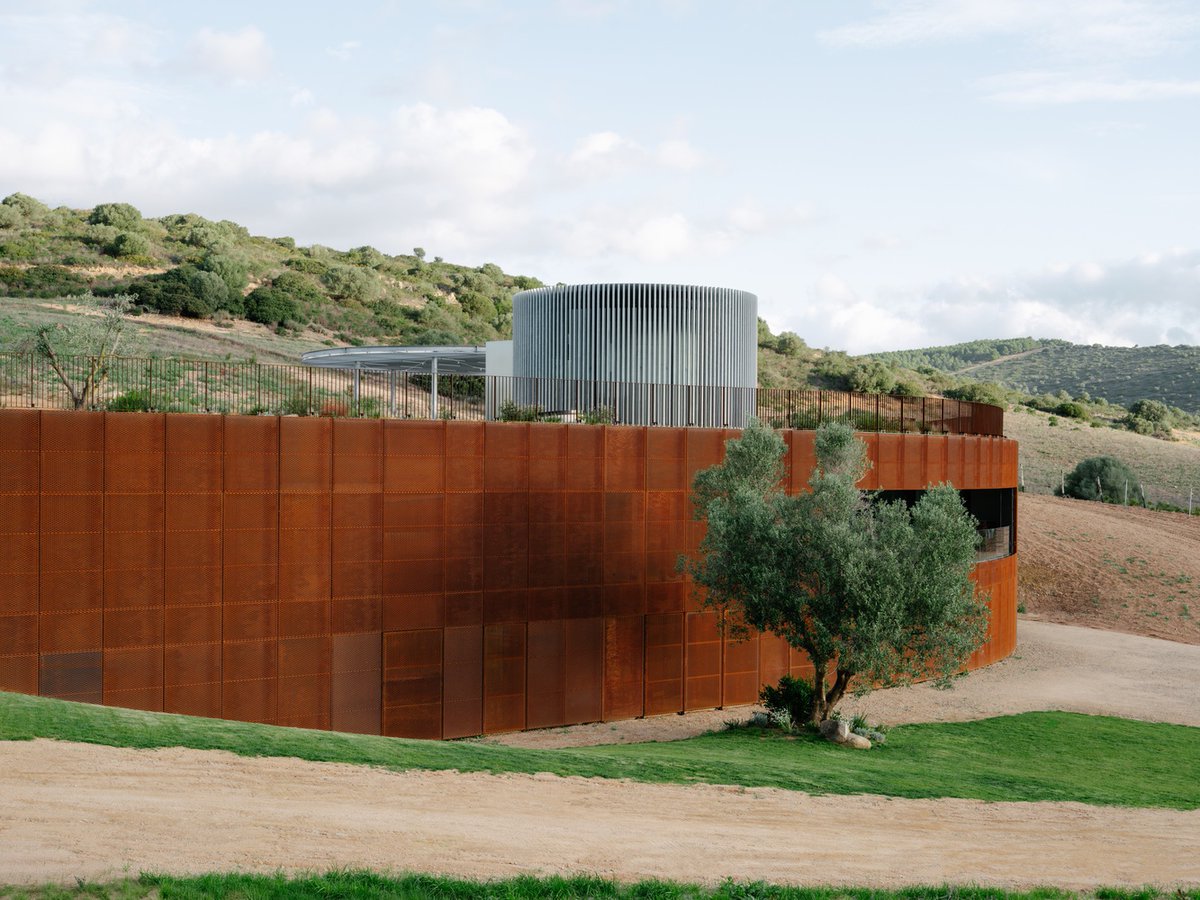 illustrarch's tweet image. Winery Tenute Maestrale by Spaziozero & X Architekten
#industrial #architects #design #architecture #illustrarch