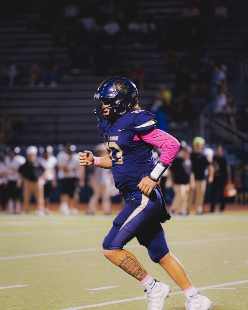 Cedric Davis Jr (@dropbackceddy) on Twitter photo Checkout my week 9 film‼️
QB/CB: 
 hudl.com/v/2T0uwg
<a href="/wpialsportsnews/">WPIAL Sportsmen</a> <a href="/WPIAL_Insider/">WPIAL Insider</a> <a href="/21_jthomas/">Jake Thomas</a> <a href="/BWoodSpartans/">Brentwood Football</a> <a href="/210ths/">2Tenths Speed & Agility</a> <a href="/Duq_CoachMack/">Garrett Mack</a> <a href="/BG_Football/">BGSU Football</a> <a href="/IUPfootball/">IUP Football</a> <a href="/PA_TodaySports/">PA Today</a> <a href="/RMU_Football/">RMU Football</a> <a href="/Pitt_FB/">Pitt Football</a> <a href="/ClarionFootball/">Clarion Football</a> <a href="/SRURockFB/">Slippery Rock Football</a> Checkout my week 9 film‼️
QB/CB: 
 hudl.com/v/2T0uwg
<a href="/wpialsportsnews/">WPIAL Sportsmen</a> <a href="/WPIAL_Insider/">WPIAL Insider</a> <a href="/21_jthomas/">Jake Thomas</a> <a href="/BWoodSpartans/">Brentwood Football</a> <a href="/210ths/">2Tenths Speed & Agility</a> <a href="/Duq_CoachMack/">Garrett Mack</a> <a href="/BG_Football/">BGSU Football</a> <a href="/IUPfootball/">IUP Football</a> <a href="/PA_TodaySports/">PA Today</a> <a href="/RMU_Football/">RMU Football</a> <a href="/Pitt_FB/">Pitt Football</a> <a href="/ClarionFootball/">Clarion Football</a> <a href="/SRURockFB/">Slippery Rock Football</a>