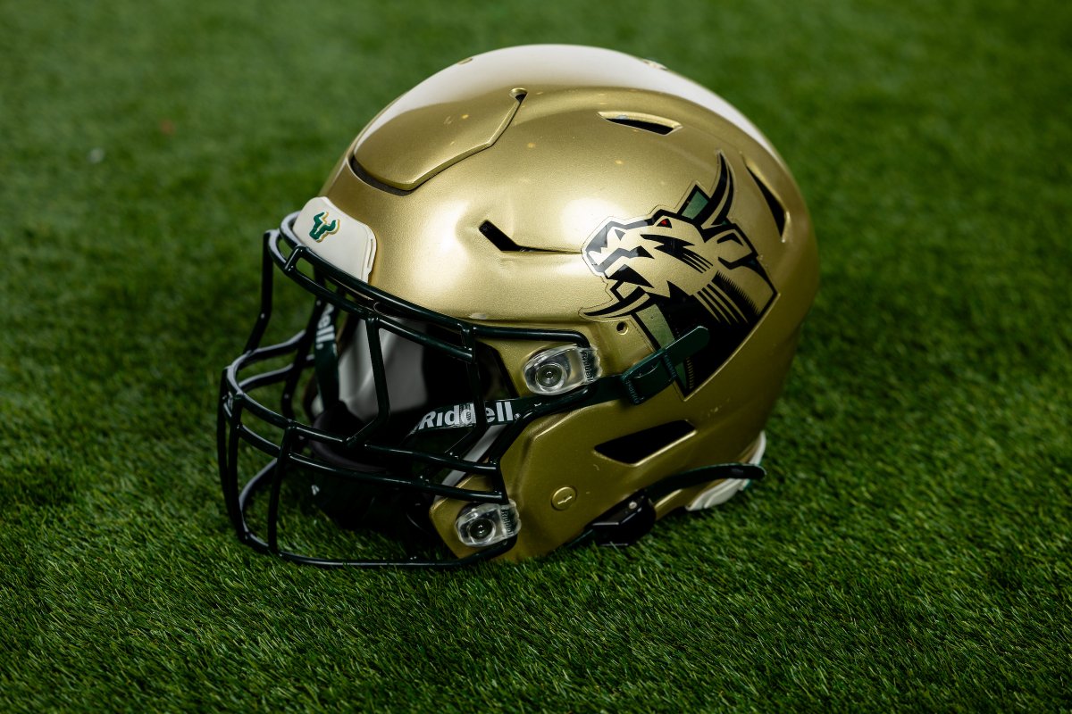 Tom Layberger (@tomlay810) on Twitter photo What's ahead for the Bulls and other American contenders....#usf #HornsUp <a href="/USFFootball/">USF Football</a> <a href="/USFHerd/">USF T w i t t e r Herd 🤘</a> <a href="/usftoro1956/">usftoro</a> <a href="/tampafreepress/">Tampa Free Press</a> 
Read here: tampafp.com/whats-next-for… What's ahead for the Bulls and other American contenders....#usf #HornsUp <a href="/USFFootball/">USF Football</a> <a href="/USFHerd/">USF T w i t t e r Herd 🤘</a> <a href="/usftoro1956/">usftoro</a> <a href="/tampafreepress/">Tampa Free Press</a> 
Read here: tampafp.com/whats-next-for…