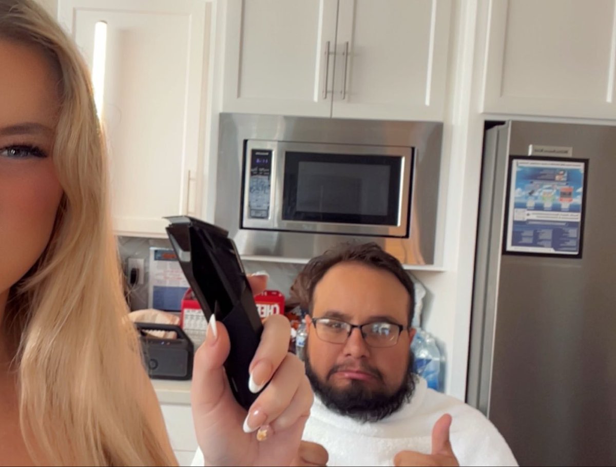 It’s time… baldgi incoming live right now!