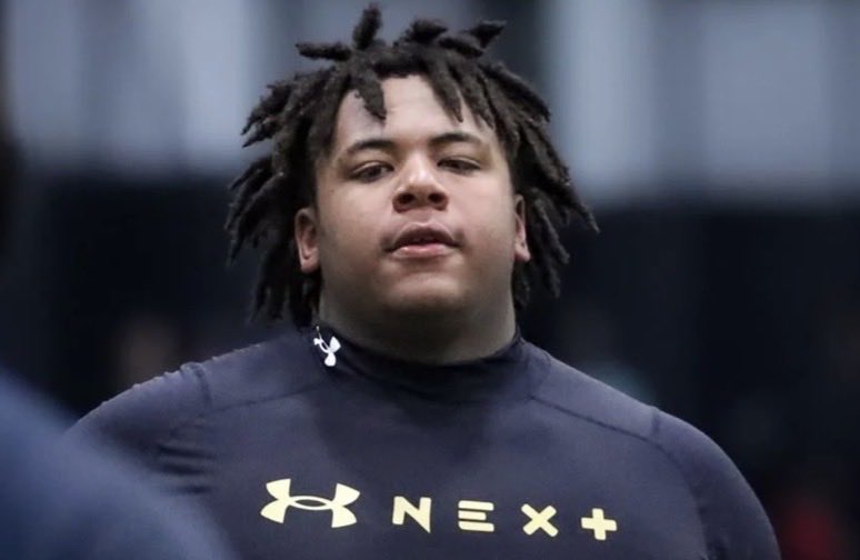 NEW: Loganville (Ga.) DL Cameron McGee has locked in Alabama official visit plans following his trip to campus on Saturday, he tells me for <a href="/Bama_247/">Bama247</a> 

Crimson Tide offered in late September.

More to come with the 6-foot-3, 330 pounder on Bama247.com