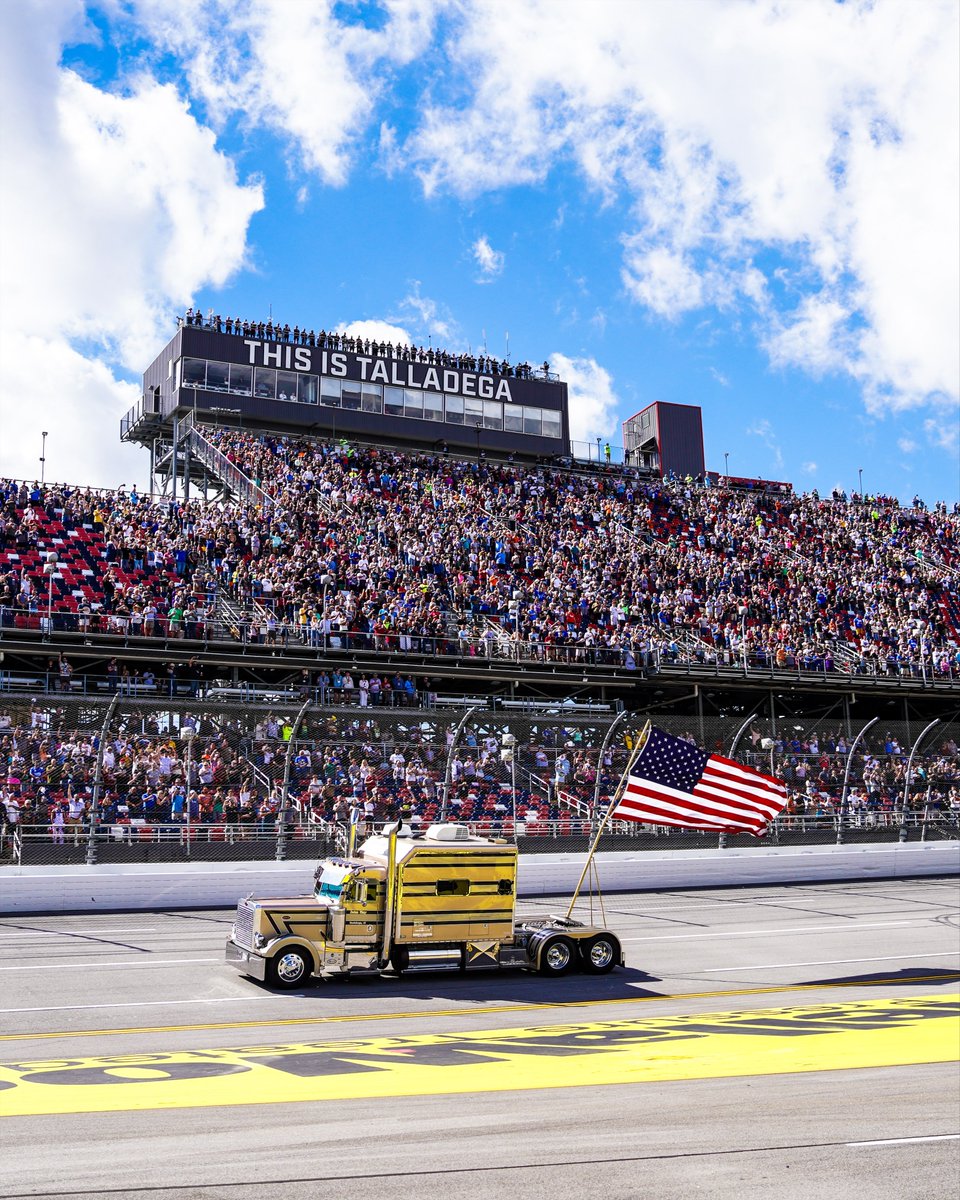 NASCAR tweet media