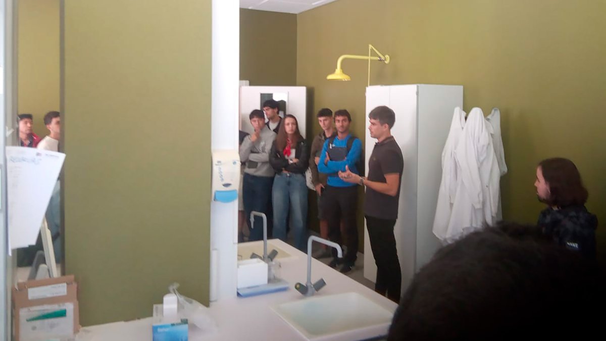 <a href="/BICezkerraldea/">BIC Ezkerraldea</a>-n #provider jardunaldi batean errealitate birtuala landu dugu.
Hemos trabajando la Realidad Virtual en una jornada #provider en <a href="/BICezkerraldea/">BIC Ezkerraldea</a>.
<a href="/tknika/">Tknika</a> <a href="/URRATSBAT/">URRATSBAT</a> <a href="/BizkaiaEmprende/">BizkaiaEmprende</a> <a href="/Ekingune/">Ekingune_Tknika</a> @ikaslanbizkaia <a href="/FPeuskadi/">FPeuskadi</a> <a href="/IkasBilbao/">Bilboko Ikaskuntza Zerbitzua</a>