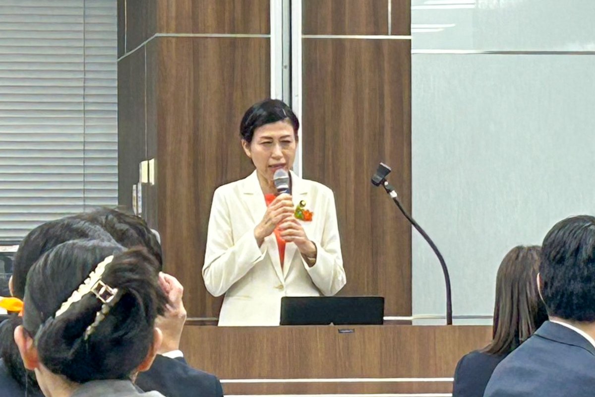 aiyakuren's tweet image. 「日本薬剤師連盟 令和７年度薬剤師フォーラム」が開催されました✨
全国から多くの薬剤師が集まり、SNSをどう活用していくか、薬剤師同士がどう連携していくか、
そして国民の皆さんに“薬剤師を活用するメリット”をどう伝えていくか、熱い議論が交わされました🔥
#神谷まさゆき #本田あきこ