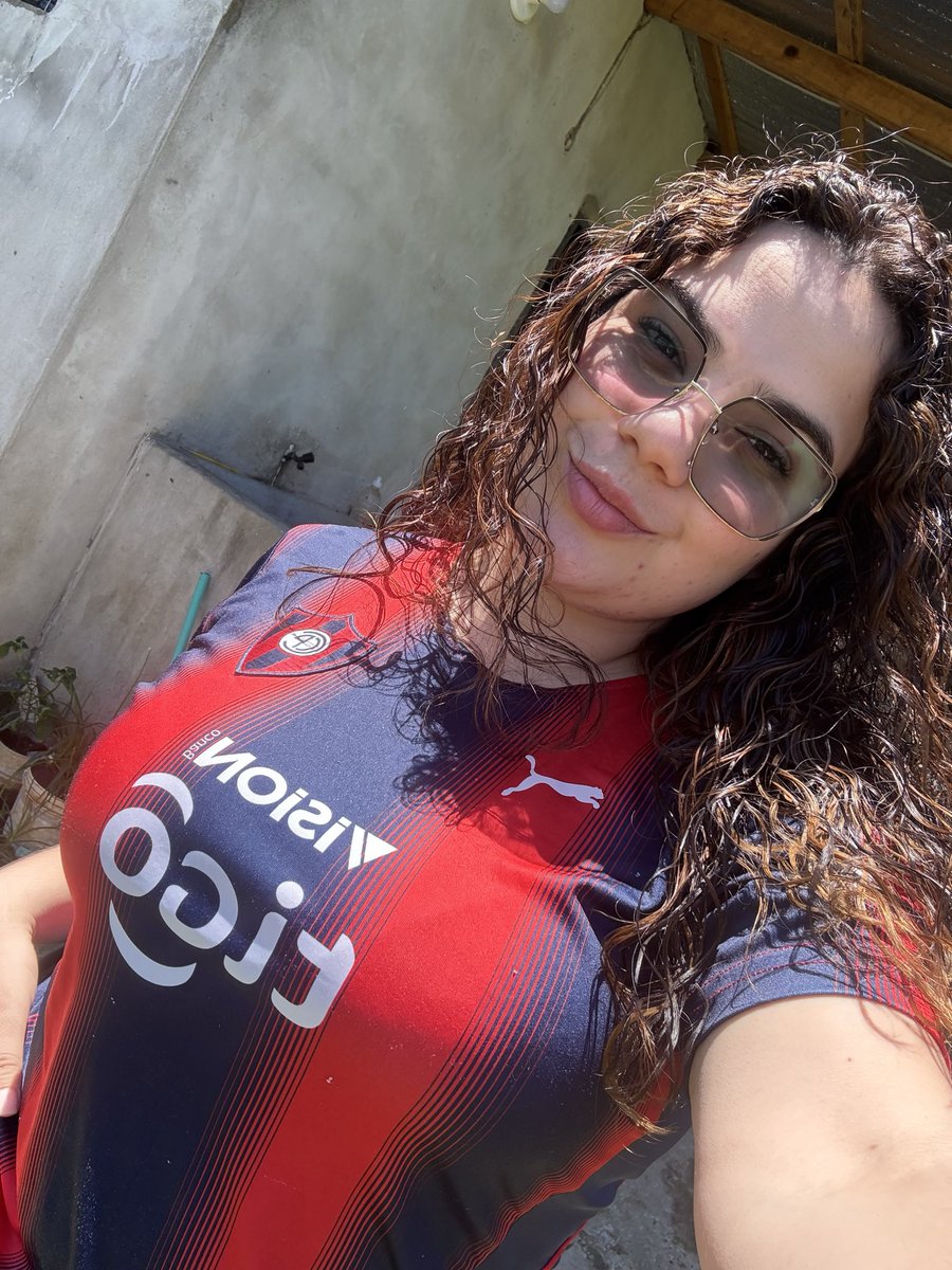 soniapvera's tweet image. Cerrista desde la cuna ❤️💙
#CerroPorteño