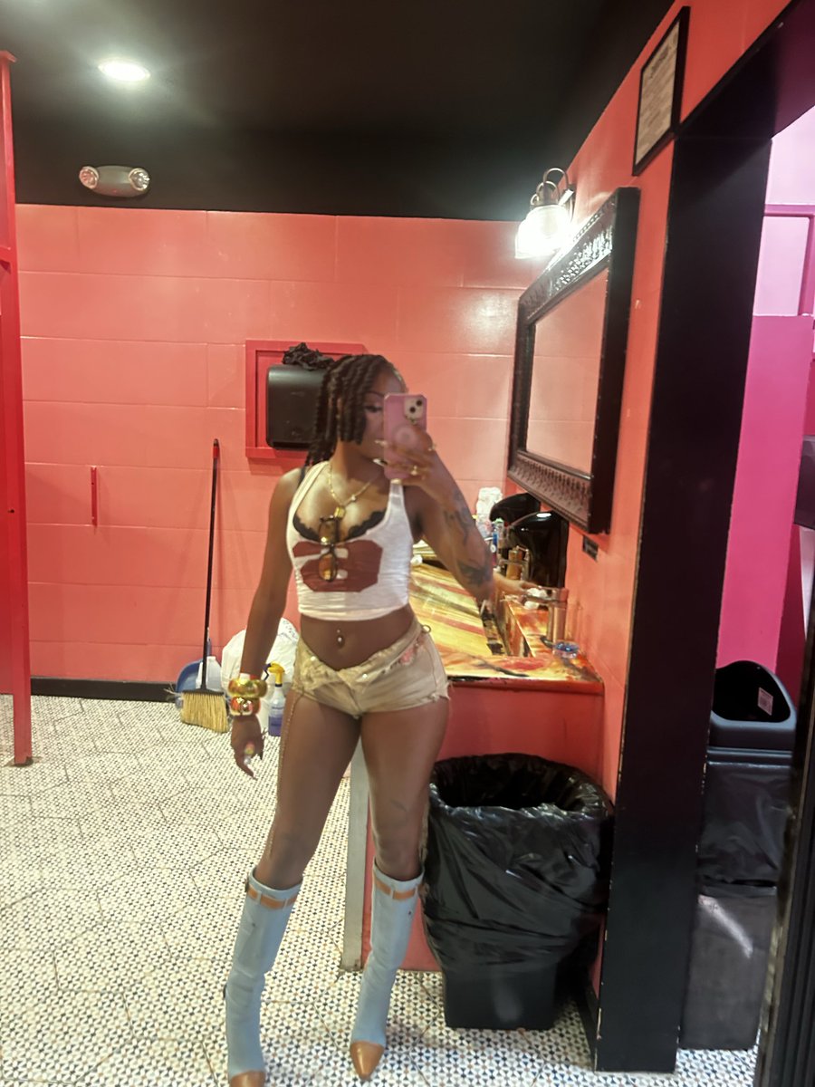 Novarindbullshh's tweet photo. Proof of life 😘 https://t.co/3vT7SKEXt5