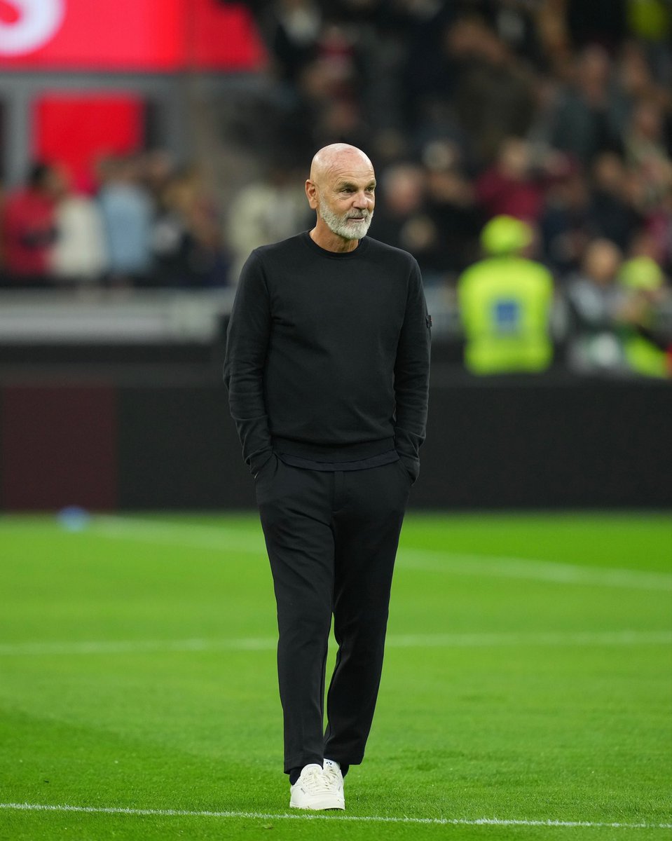 Quella di stasera contro il Milan sarà la panchina n. 500 in Serie A per Stefano Pioli 👏🏻💜⚜️

#forzaviola #fiorentina #seriea