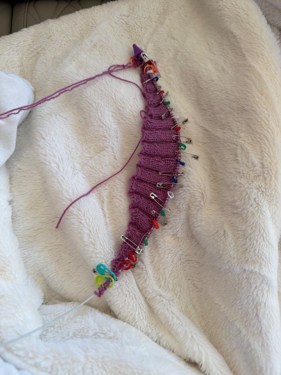 More fun social media blog posts. (These seem to be the only posts I've been working on lately-- At least for BWB). I am exploring other crafts and hobbies too. 

brewritesbooks.com/2025/10/19/exc…

#Snhusmm #socialmedia #writing #Brewritesbooks #futureauthor #bookcoach #artsandcrafts