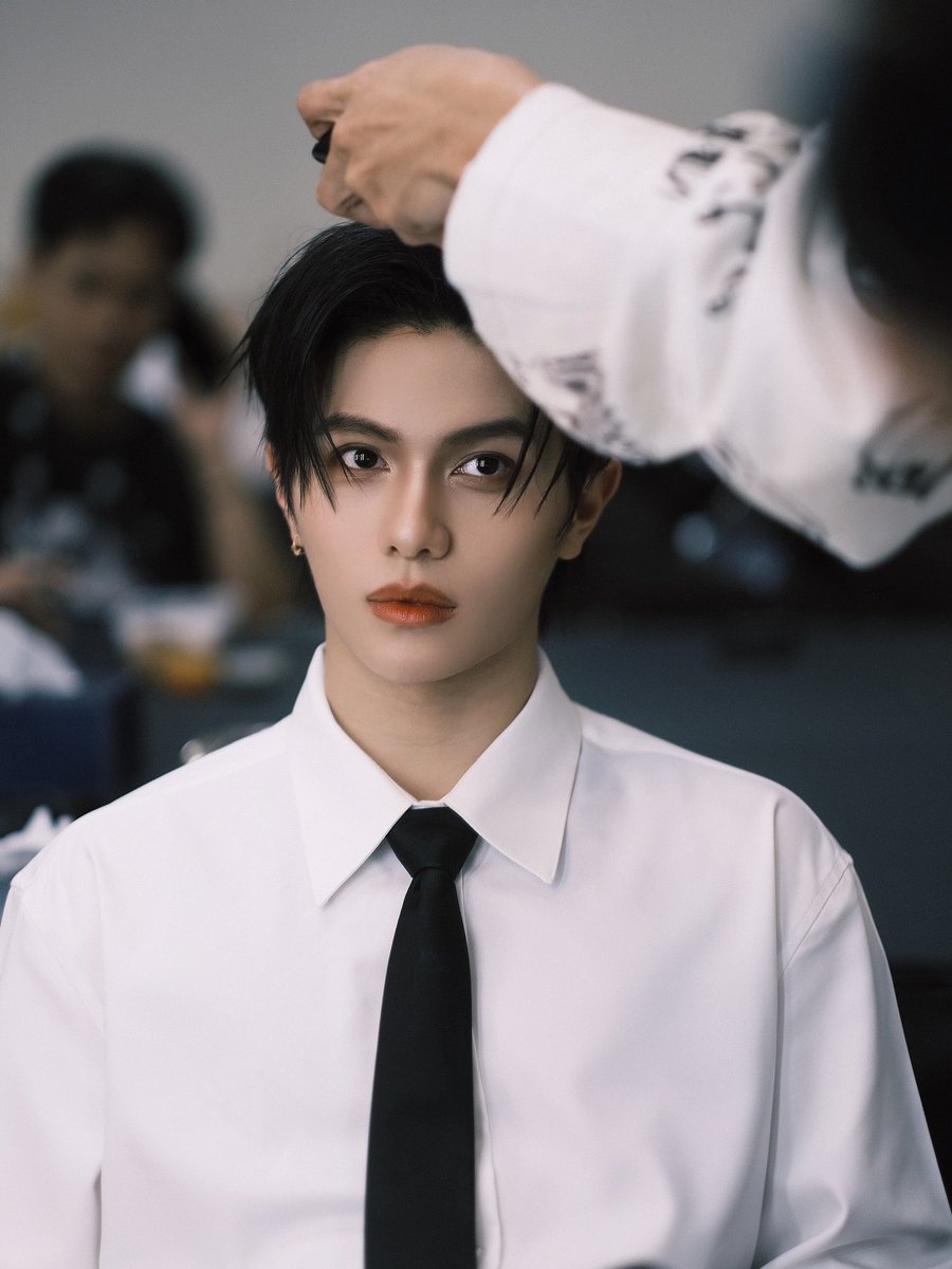 harxeuphoria's tweet image. william for lykn dusk and dawn concert ❤️‍🔥

LYKN SHINE AT DAWN
#LYKNDuskAndDawnConcertD2 #williamjkp