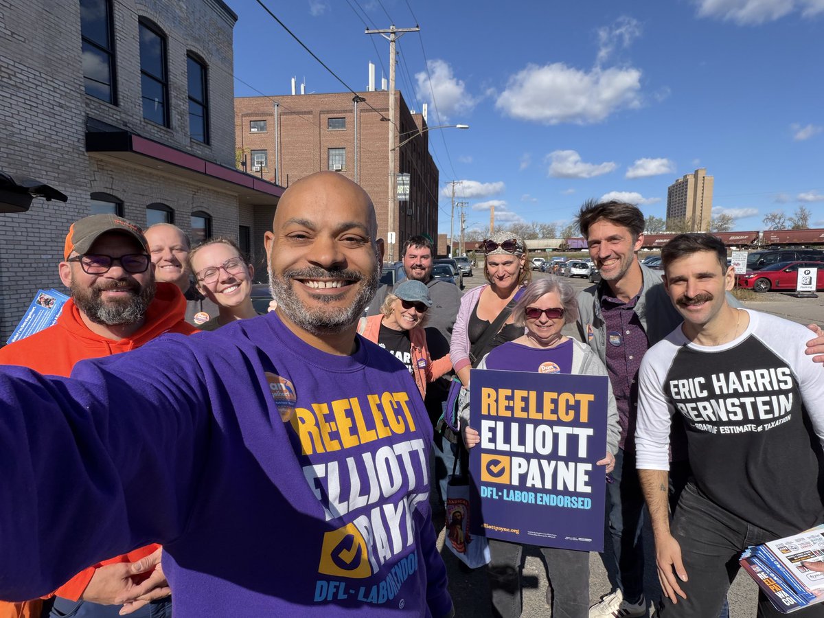 Hitting the doors today with Senator <a href="/doronclark/">Doron Clark</a> knocking for Amber Frederick &amp; Dan Engelhart for Park Board and <a href="/ehbforbet/">Eric Harris Bernstein for BET</a> 

Come join us on the doors this week: mobilize.us/neighborsforel…