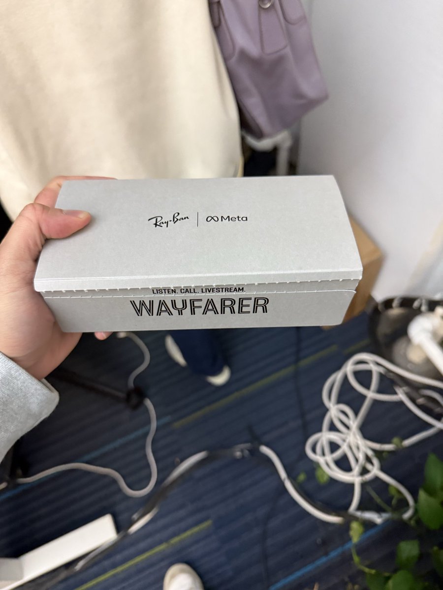 we won 4 meta raybans at the 10-hour nyc startups hackathon 🙏
