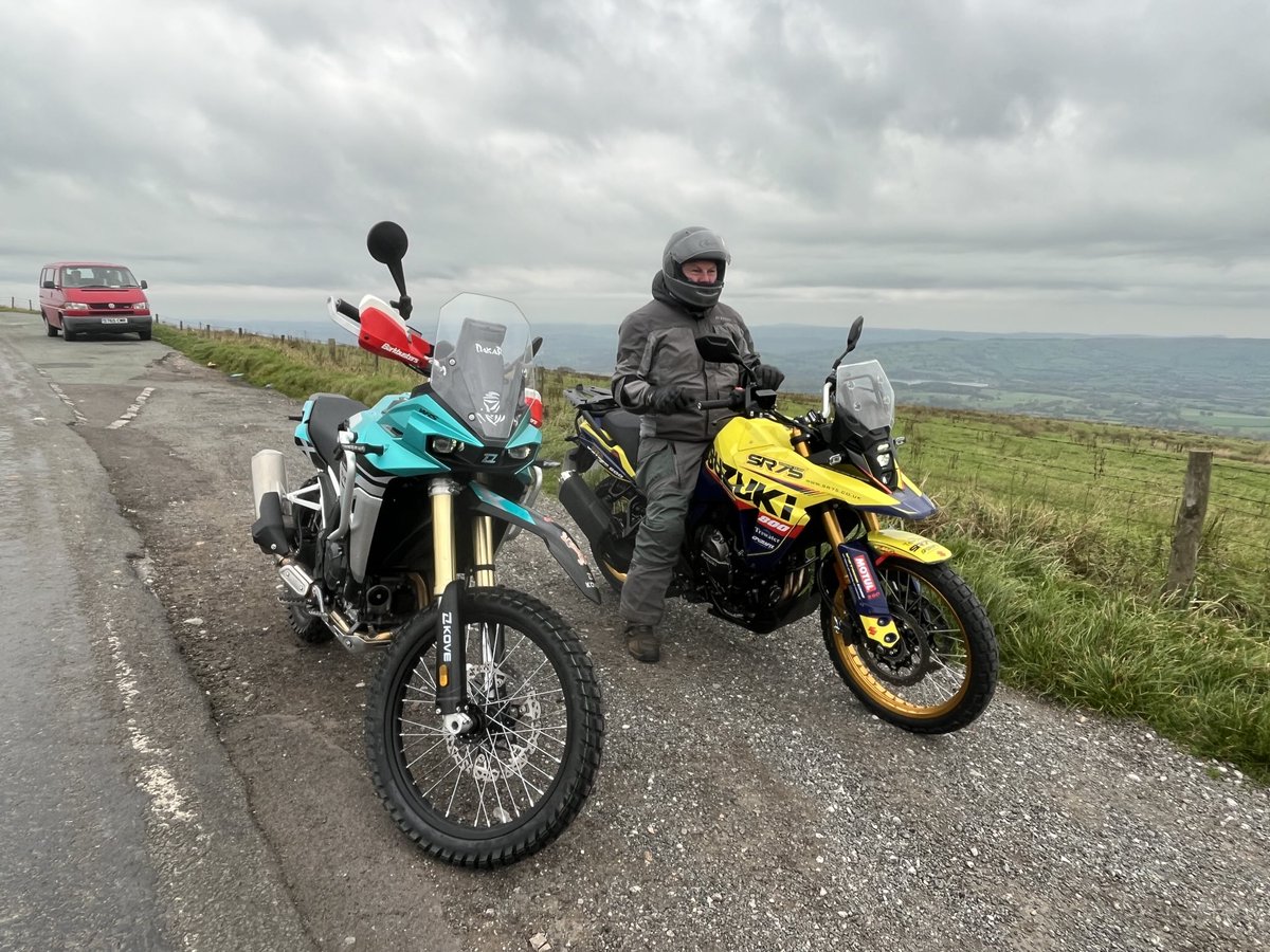 Motoadventure42's tweet photo. Kove 800x Rally, a quick ride after running in. It's awesome, shame I am still injured as I recon it will be a proper weapon off road. 🏍️🏍���🏍️🏍️🏍️🏍️ https://t.co/y1kk3JCihA