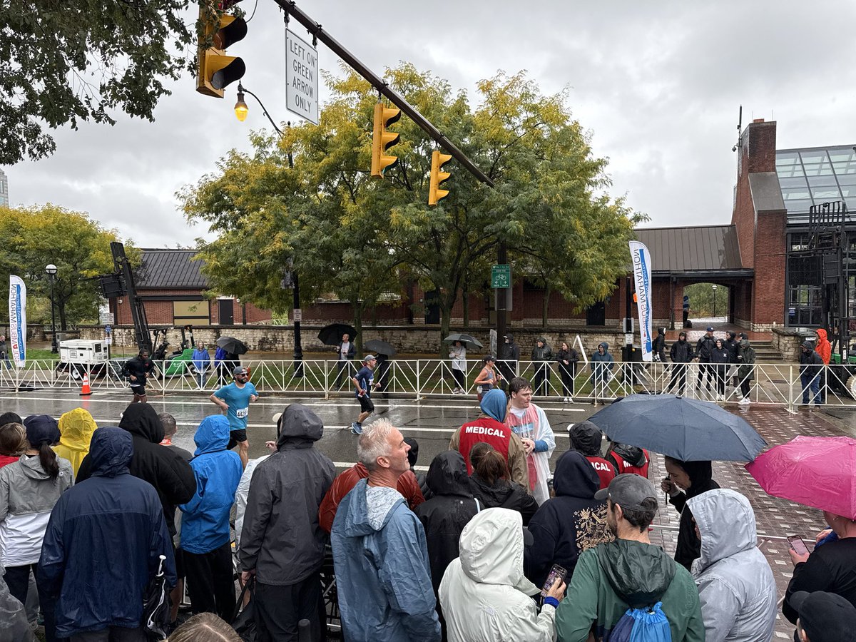 _JasonStein's tweet image. Completed the Columbus Marathon this morning, my first ever, wahoo! Tough weather, but the best cheering section anyone could ask for. Feeling grateful and proud.