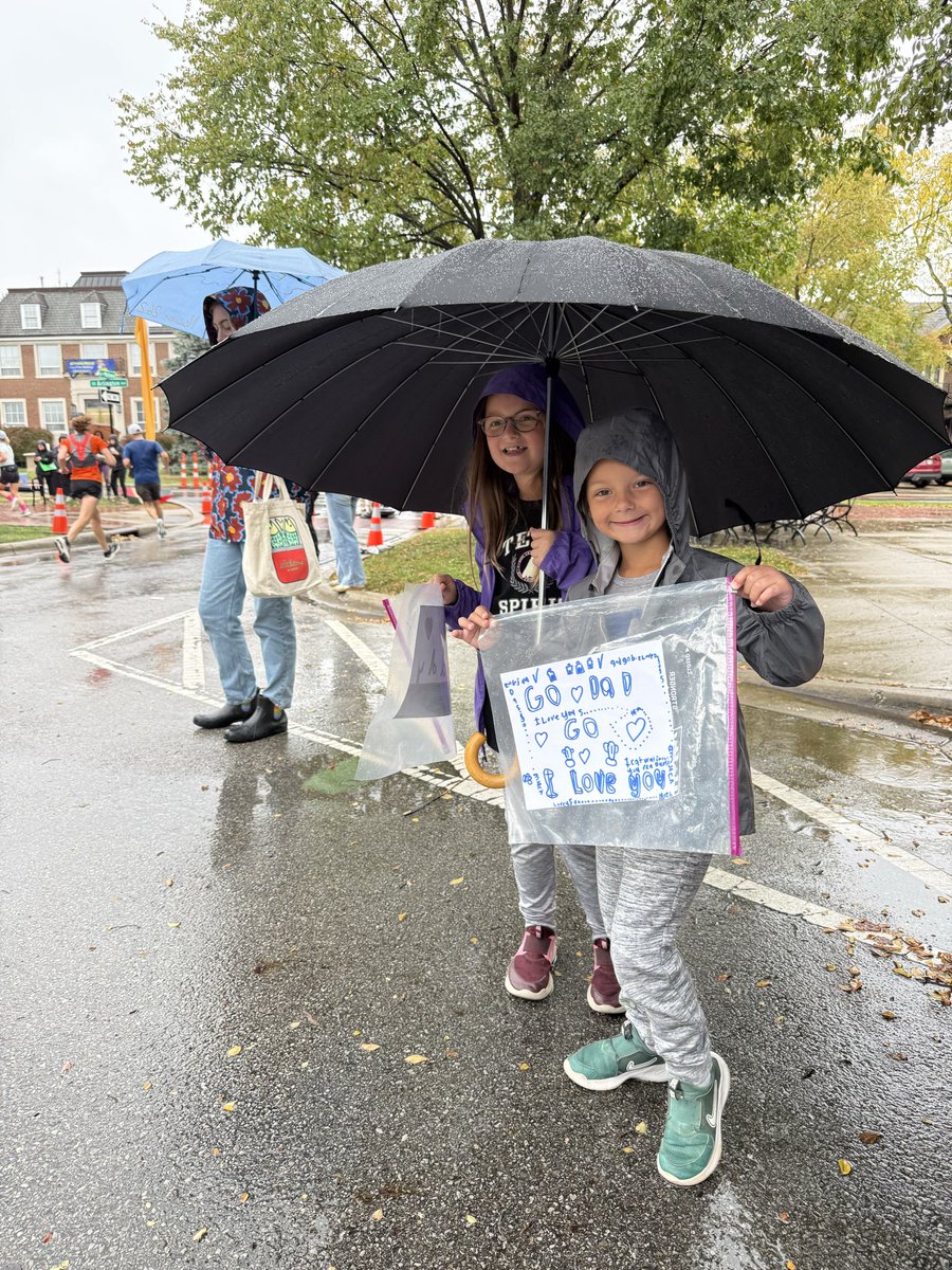 _JasonStein's tweet image. Completed the Columbus Marathon this morning, my first ever, wahoo! Tough weather, but the best cheering section anyone could ask for. Feeling grateful and proud.