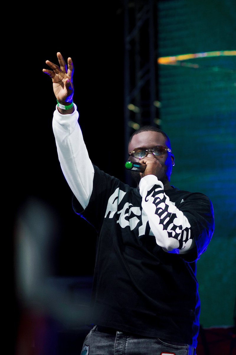 Hey Zoe!  
I was there to see you perform and capture you too.  
It was a true privilege. <a href="/justzoey/">zski 🇭🇹</a> 🔥🔥