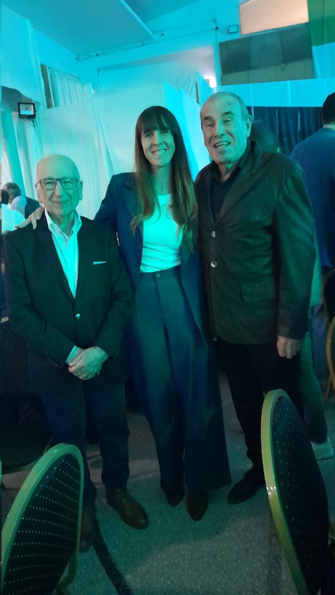 89° Aniversario del Club Capital Chica.🎂🥂
Compartimos junto a Federacion de Instituciones Culturales y Deportivas de La Plata una noche inolvidable con más de 400 asistentes y la excelente música de Los Confites y Jorge Vazquez.