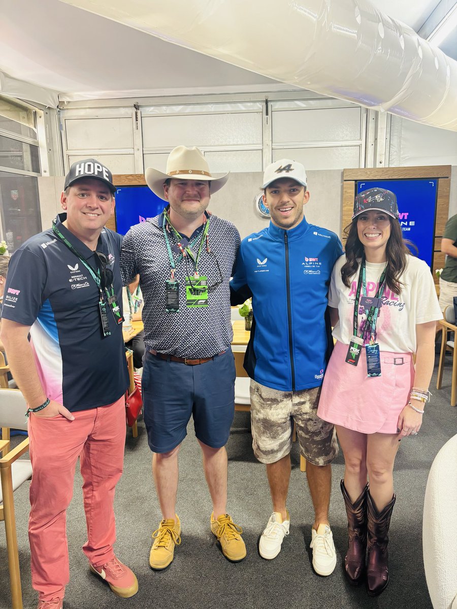 AWNetworks's tweet image. Our CEO and President Nick Schneider and Helen’s parents, Steph and Dan, joined the BWT @AlpineF1Team to represent Helen’s Pink Sky Foundation at the #USGP to raise awareness for Batten disease.

Steph also sat down with F1 journalist @ChrisMedlandF1 to share Helen’s story.