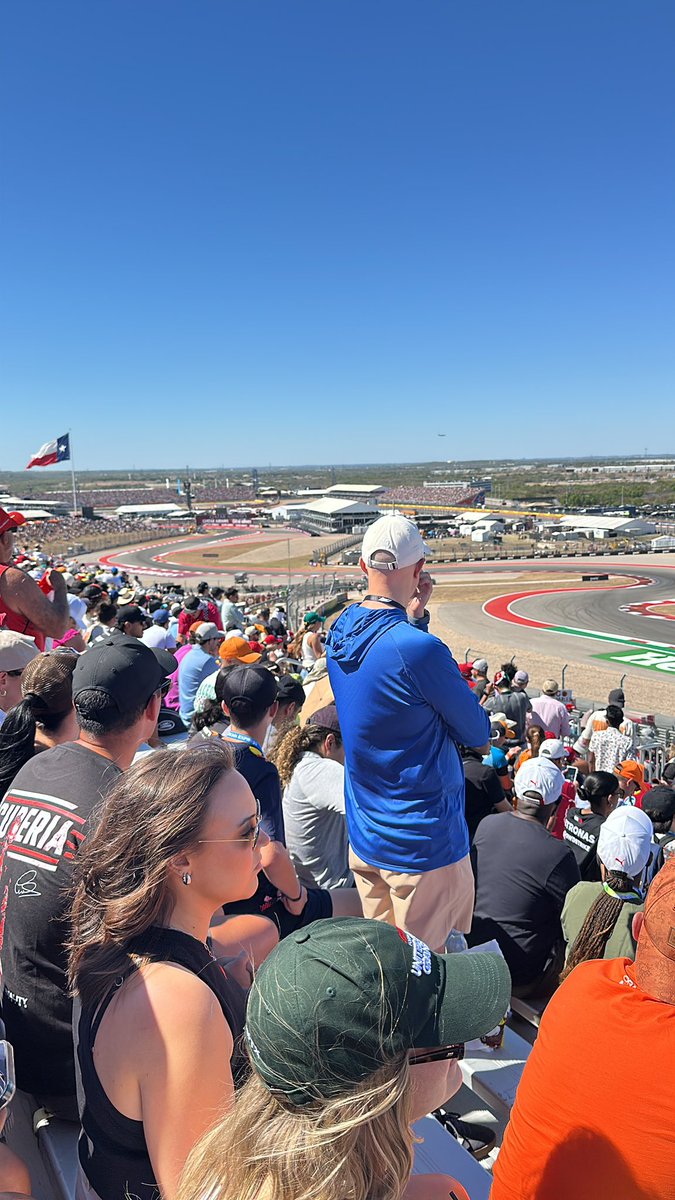 _stephenchase's tweet photo. @ScuderiaFerrari Turn 9! https://t.co/0GbFBx2KK6