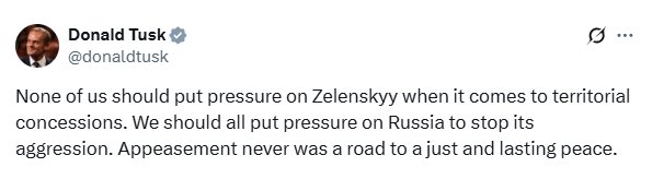 LOLgorithm_404's tweet image. Terror attacks on Germany's Nord Stream are a-okay
But don’t you DARE hurt poor little Zelensky’s feelings
Polish PM Tusk reveals his priorities