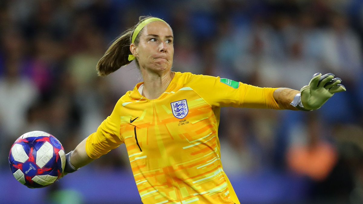 goalkeepersdiff's tweet image. &quot;What goalkeeper doesn&apos;t like a little action?&quot; - England&apos;s Karen Bardsley