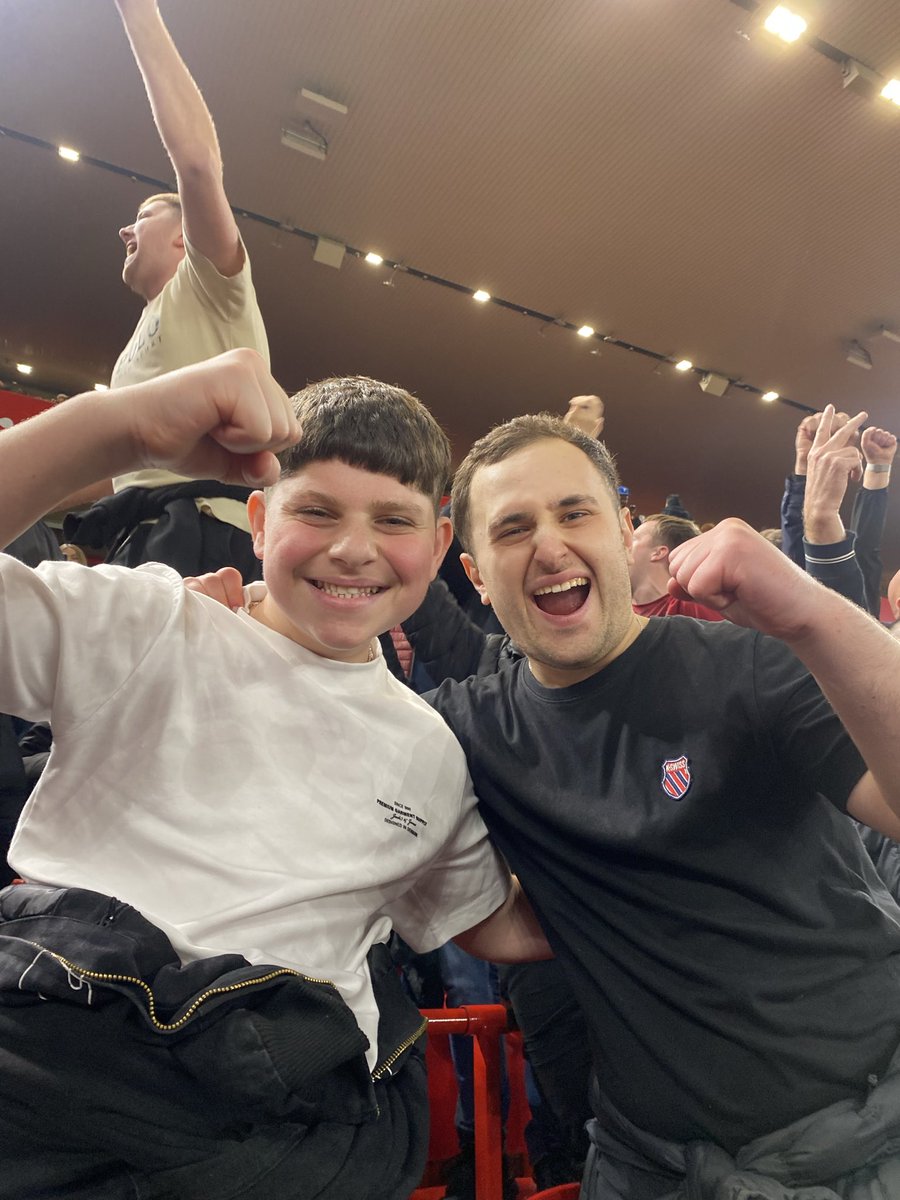 My younger brothers first time at the piggery 🇾🇪