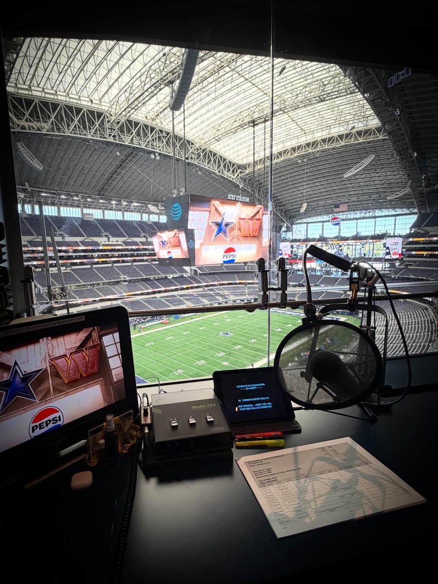 jeffk_cowboys's tweet photo. Behind the PA mic for #DallasCowboys vs #RaiseHail
Privileged to announce a special group of Cowboys legends pregame as part of our Homecoming game.
Also, heads up! @Brandon_Aubrey… end doors open @ATTStadium today. #CardiganSzn 😎
#WSHvsDAL
#CowboysNation https://t.co/JkAB7gRDxB