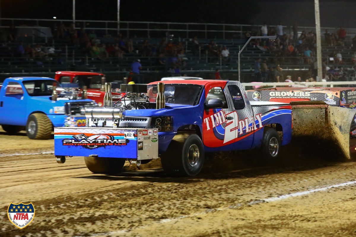 NTPApull's tweet photo. We couldn't agree more with the name of this truck!! #truckpulling #pullingtime https://t.co/jpj7nd2WQG