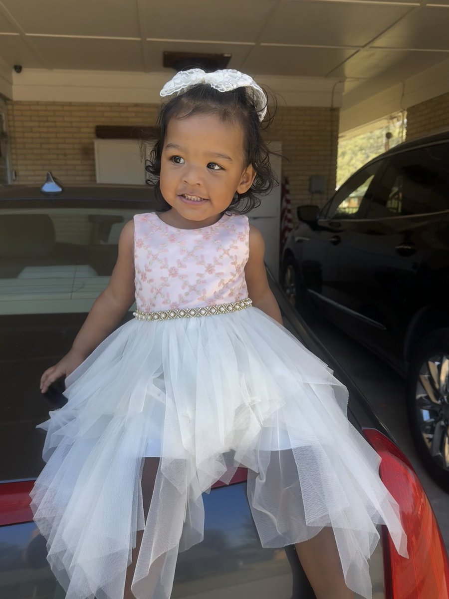 IH8humansss's tweet photo. I gave my baby back to God today 🫶🏾
#DedicationDay 💞 https://t.co/nVqynKiJL4