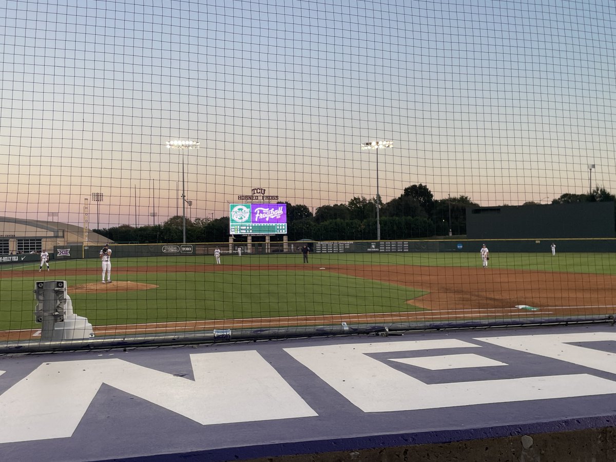 Fall Ball Frogball Friday night!  <a href="/TCU_Baseball/">TCU Baseball</a> <a href="/TxStateBaseball/">Texas State Baseball</a>