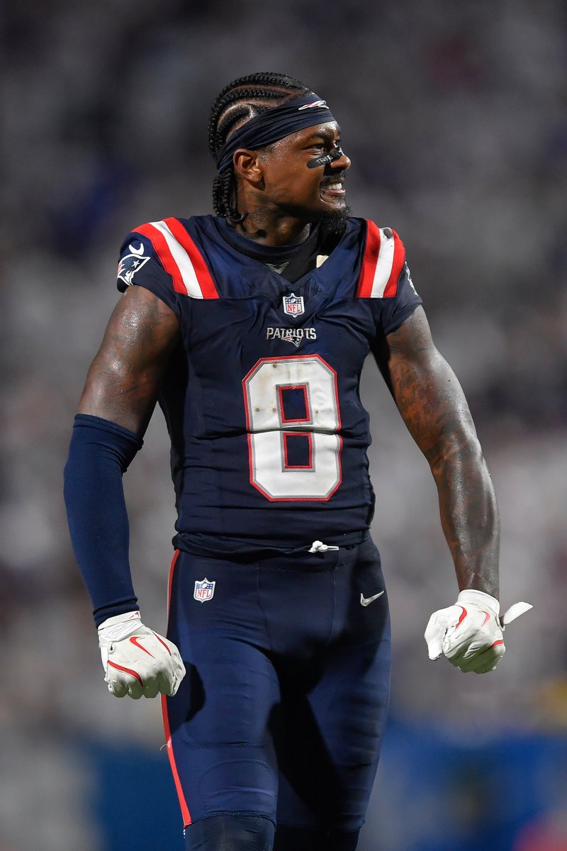 brgridiron's tweet photo. Is signing Stefon Diggs the best move of this year? https://t.co/kwCz5Hajz5
