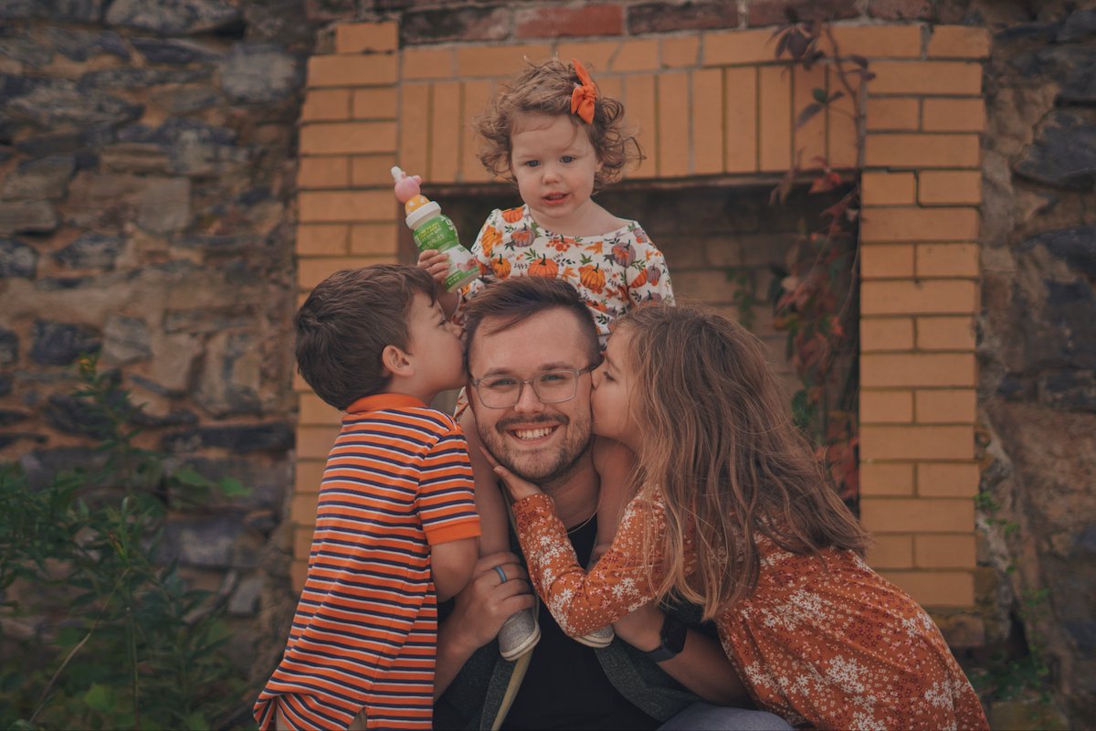 A perfect fall day with my growing lil pumpkins 🍂🎃🌻
