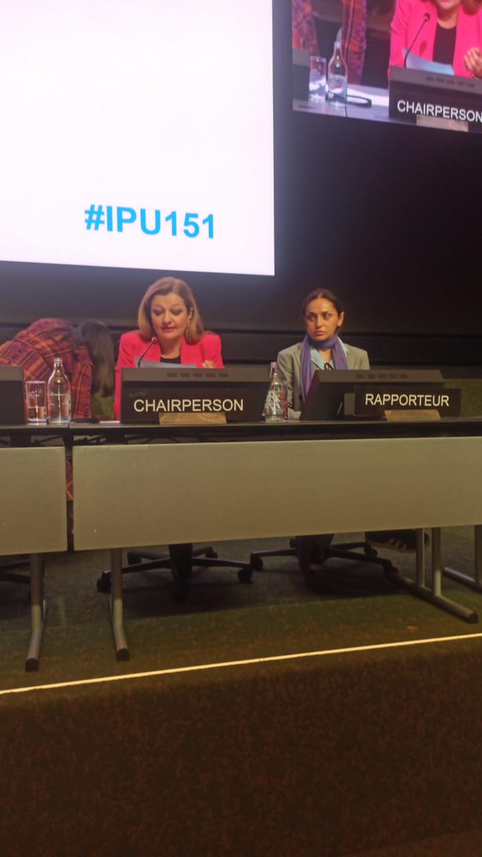 Burundi_senat's tweet image. #Burundi:Le Premier Vice-Président du @Burundi_senat, Honorable Générose NGENDANGANYA, s'est associée aux autres Parlementaires membres de l'#UIP, à #Génève, #Suisse pour participer au Forum des Femmes