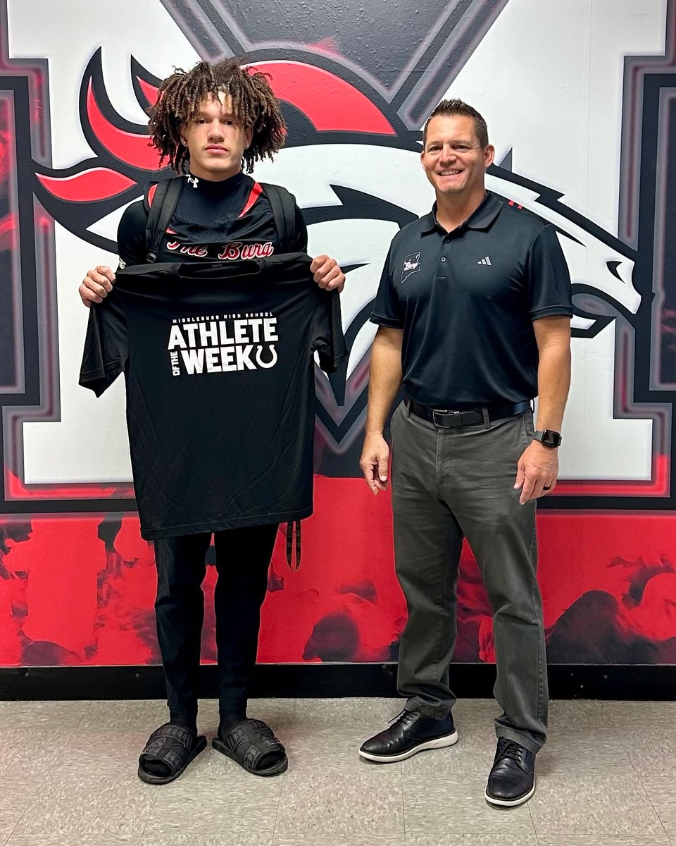 Blessed to receive Offensive MVP and Athlete of the week in the same week. <a href="/coachwolfe16/">Ryan Wolfe</a> <a href="/Burg_Athletics/">Middleburg Athletics</a> <a href="/bhernyscoutguy/">Brian Herny</a> <a href="/RecruitingBh/">BH Recruiting Assistance</a> <a href="/Coach__Gio/">Gio Portobanco🇵🇷🇳🇮</a> <a href="/oneclaysports/">Clay County Athletics</a> <a href="/DuvalSports/">Duval Sports</a>