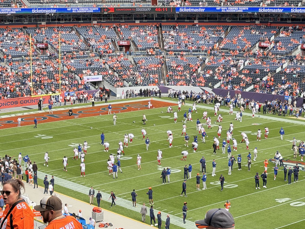 AcidKnight's tweet image. Let's go Giants!