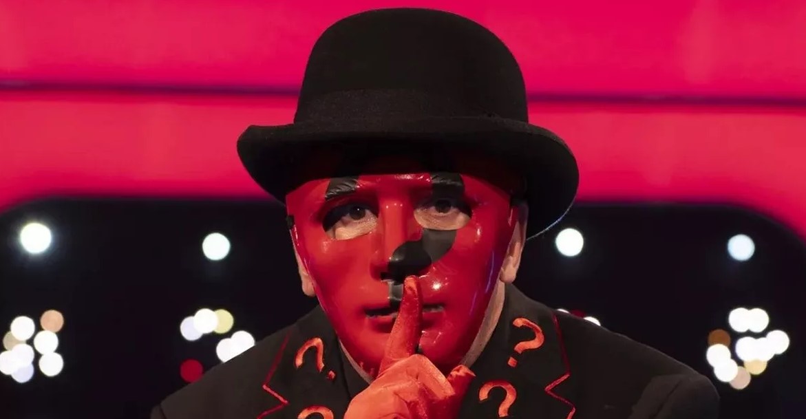 The Chase's Maverick's identity finally revealed as top comedian 'unmasked' #TheChase #BeatTheChasers 
mirror.co.uk/tv/tv-news/cha…
