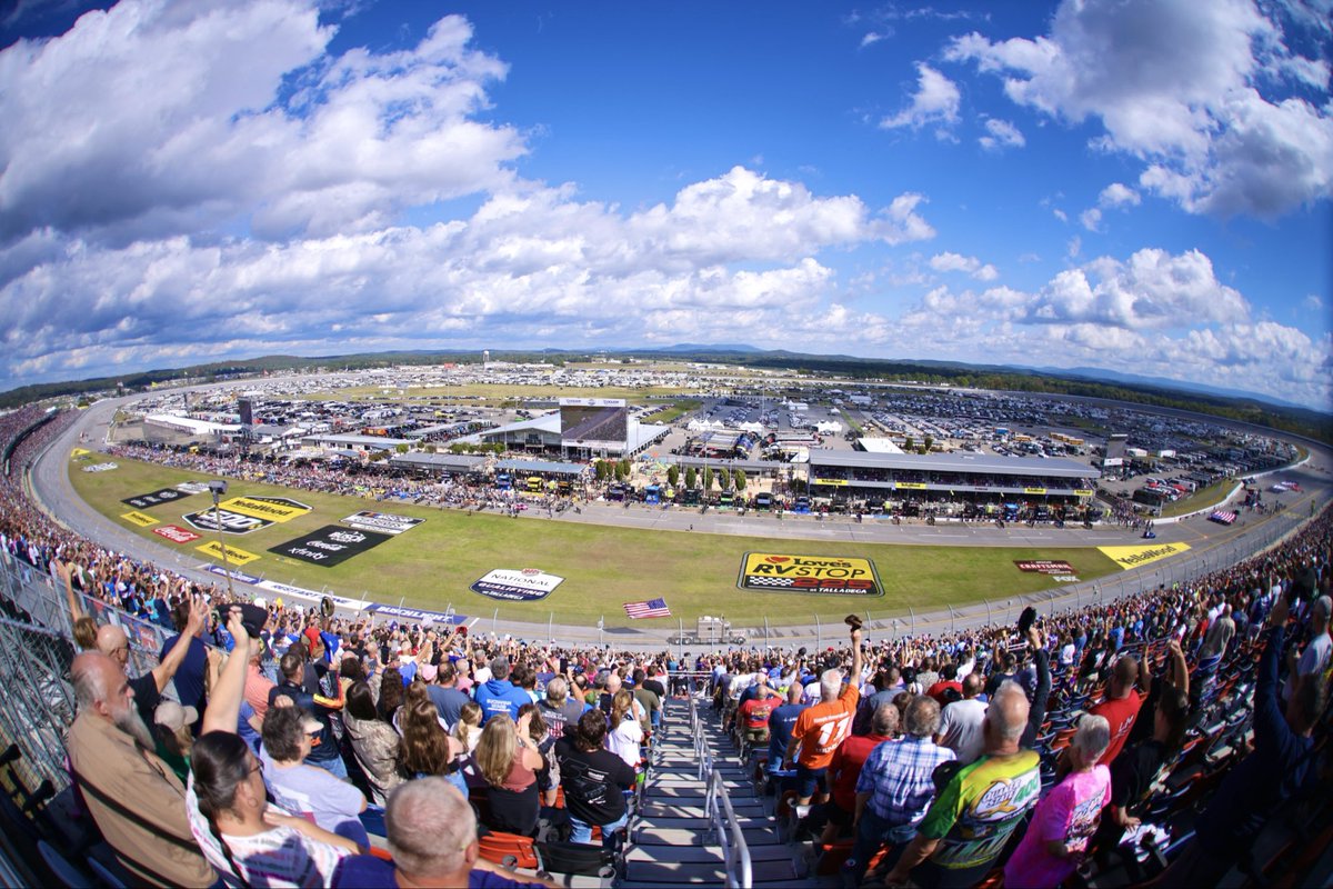 Ryan_Nuttleman's tweet photo. Talladega. https://t.co/nPCHvUAzVA