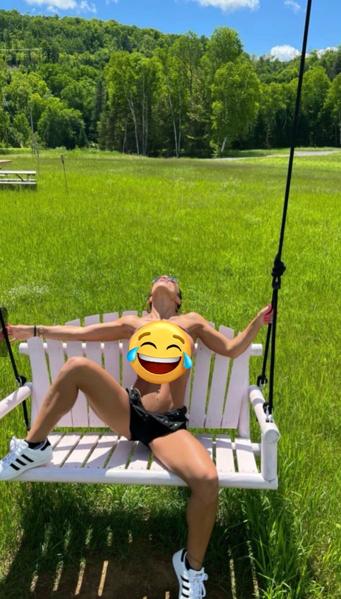 dneska jsem byla na prochazce a trosku jsem se rozvasnila🤤😈😈RT a pujdeme spolu😱🥰
