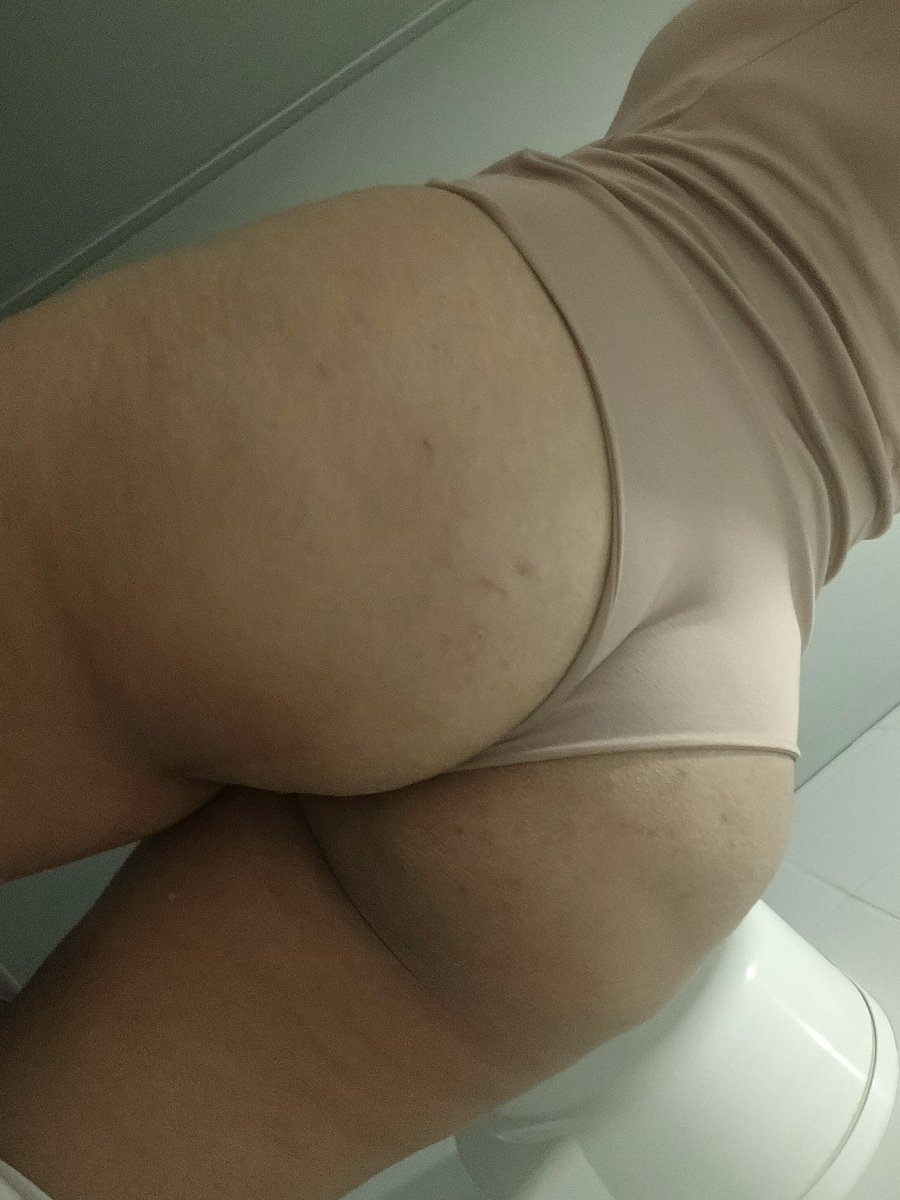 Foticos que le envio a mi esposo mientras estoy en el trabajo 😏🔥