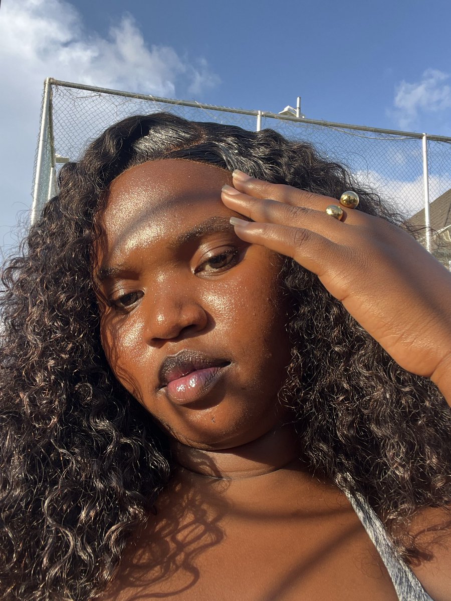 SimpleFavour20's tweet image. If e reach your turn; BLEACH!!!
These pictures have no filter by the way…