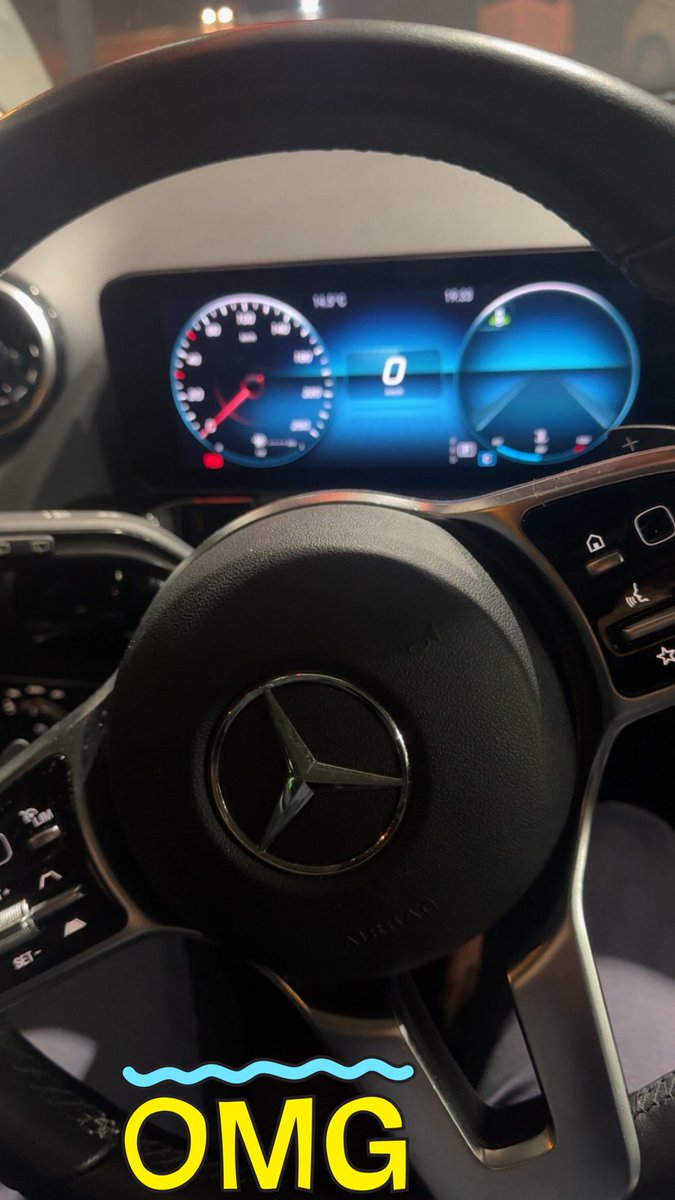 Der Wagen will gefüttert werden wer übernimmt diesmal das Tankgeld? 💳😉

#loser #Findom #Master #Geldherr #Paypig