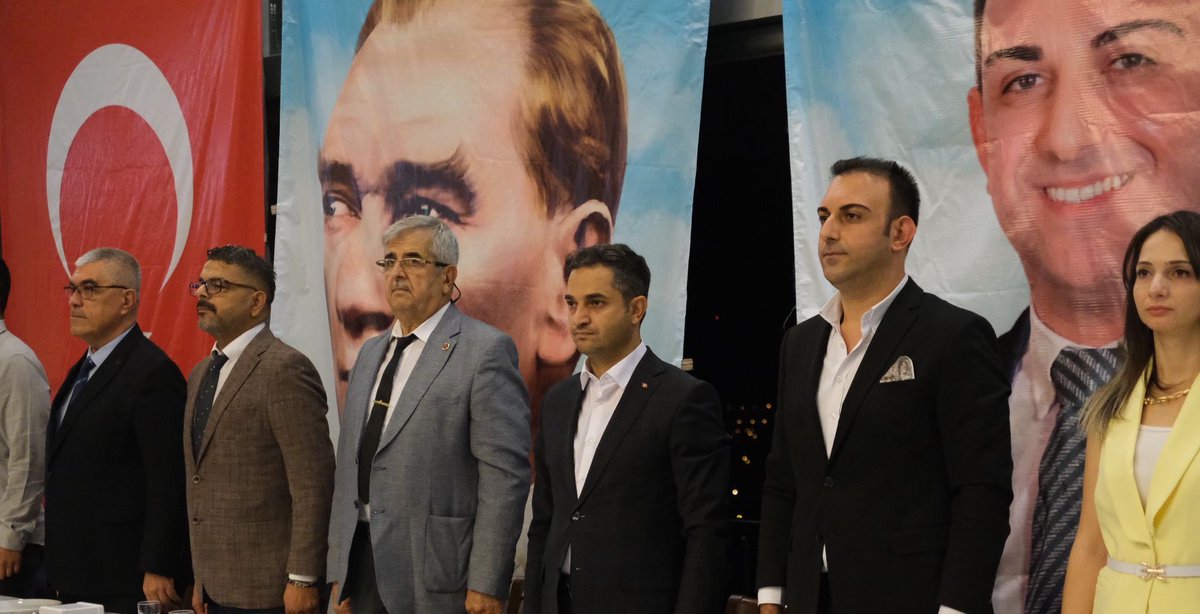 Defne Kaymakamımız Sayın Oğuz Cem Murat ve kıymetli ilçe protokolümüzün de katılım sağladığı 19 Ekim Muhtarlar Günü etkinliğinde muhtarlarımızla bir araya geldik.