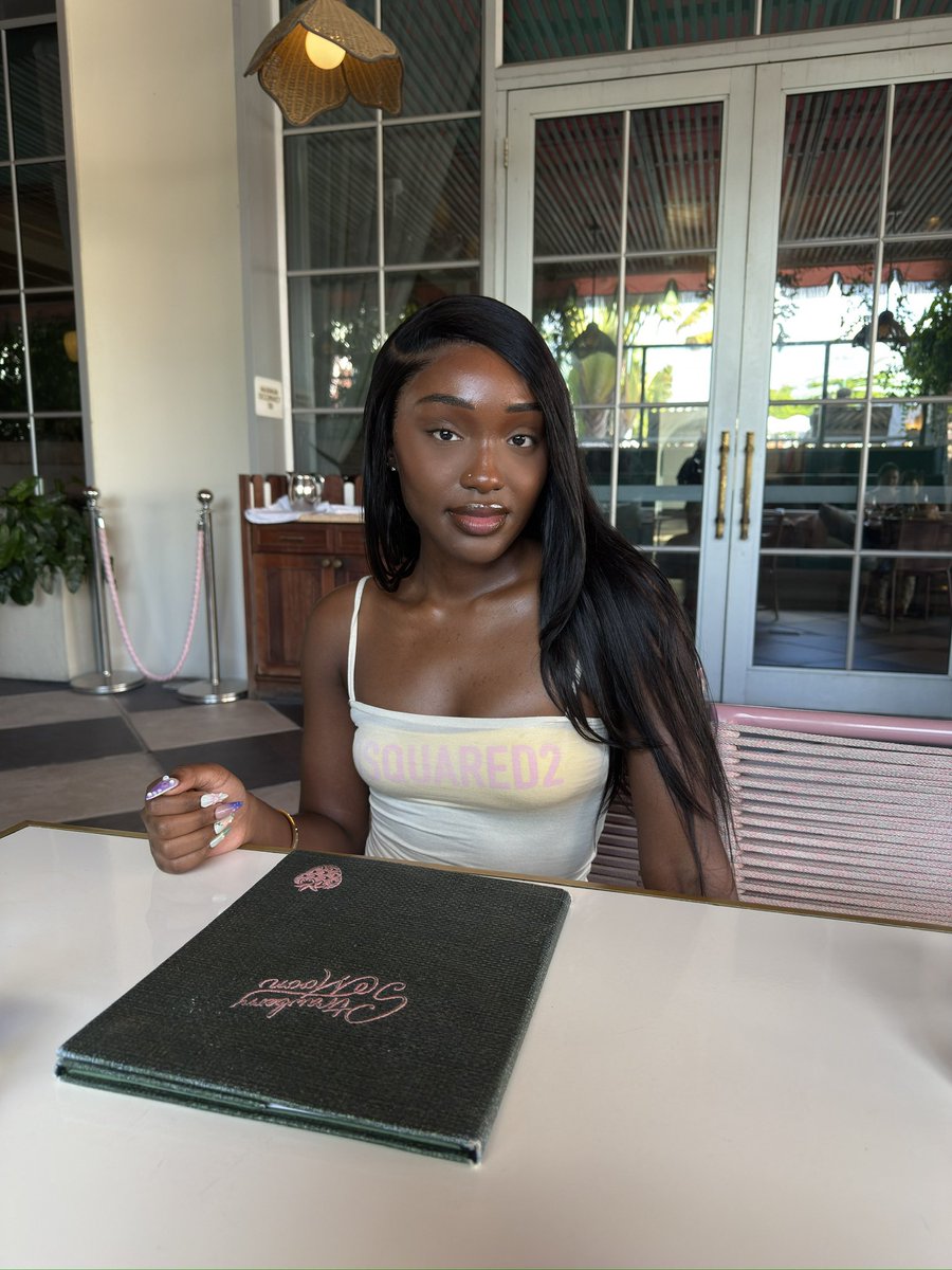 teenababyy's tweet photo. miami I’m inside you https://t.co/3NOt5k30mD