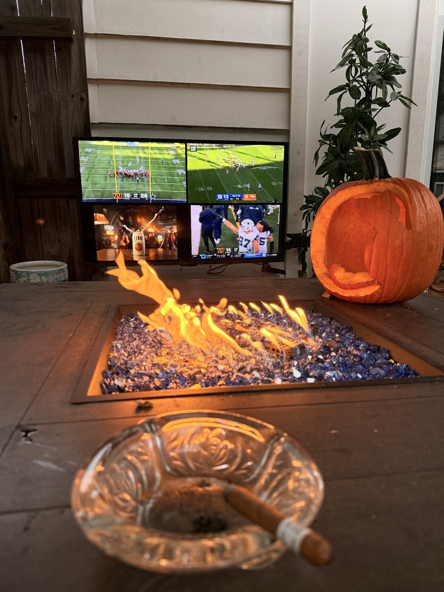 Been about a month since the last @browns victory cigar.  Cheers to celebrating on Sunday’s again 🍻