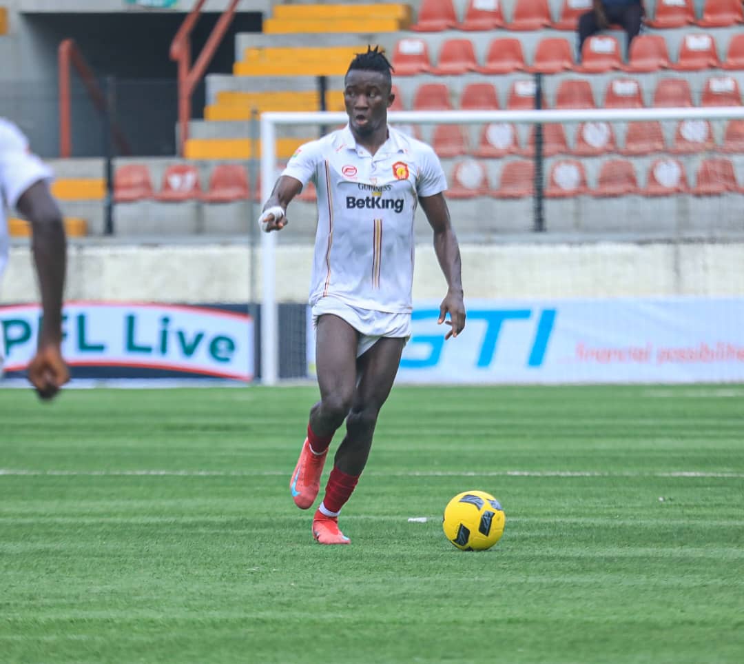 Christian Junior popularly known as Rudiger
He has been immense for Ikorodu City This season 
A proper Center back who knows how onions 
#NPFL25 

📷 <a href="/adelasejamiu/">Jamiu Adelase</a>