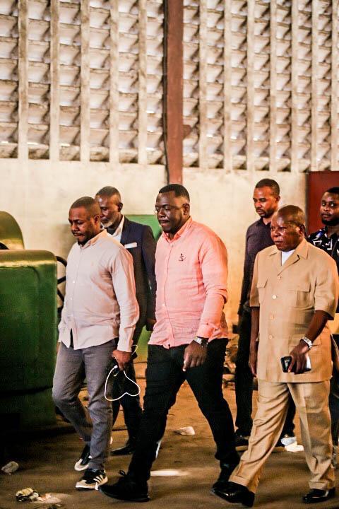 Gradi Mbala (@gradi_mbala) on Twitter photo Le Patriote <a href="/nlandumagloire1/">Magloire NLANDU</a> a reçu le SG de l’APEC, <a href="/up_dominique/">Dominique Unyon-Pewu</a>, dans son atelier DYMAN (Dynamique Magloire Nlandu), un véritable hub de l’innovation 
Fabrication locale de générateurs hydrauliques, savons et plusieurs produits Made in Congo, accessibles à tous.
<a href="/LouisWKabamba/">Louis Watum Kabamba</a> Le Patriote <a href="/nlandumagloire1/">Magloire NLANDU</a> a reçu le SG de l’APEC, <a href="/up_dominique/">Dominique Unyon-Pewu</a>, dans son atelier DYMAN (Dynamique Magloire Nlandu), un véritable hub de l’innovation 
Fabrication locale de générateurs hydrauliques, savons et plusieurs produits Made in Congo, accessibles à tous.
<a href="/LouisWKabamba/">Louis Watum Kabamba</a>